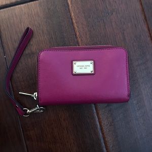 Michael Kors Clutch Wallet
